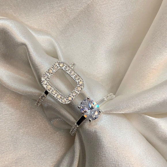 925 Sterling Silver Rectangular Engagement Ring Set - Picture 7 of 13